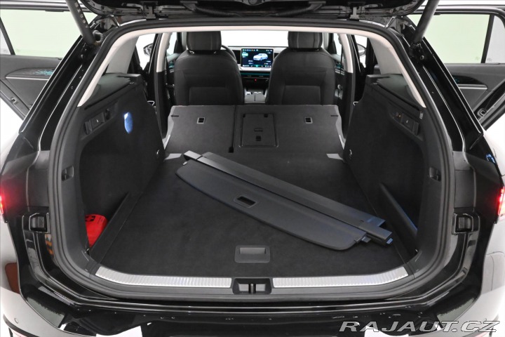 Volkswagen Passat 2,0 TDI 110 kW DSG Elegan 2025