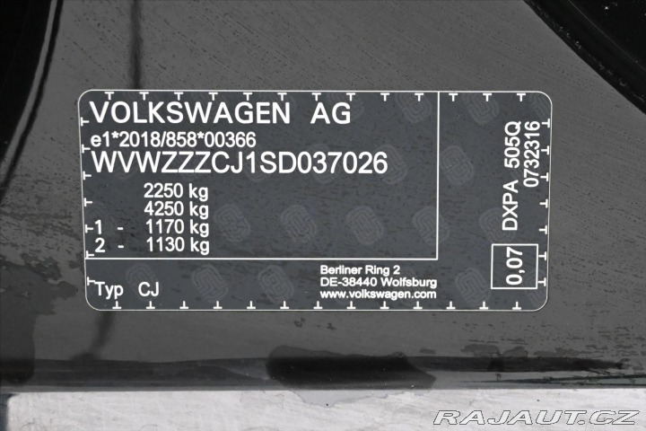 Volkswagen Passat 2,0 TDI 110 kW DSG Elegan 2025