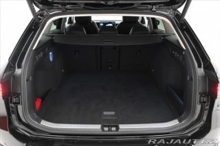 Volkswagen Passat 2,0 TDI 110 kW DSG Elegan 2025