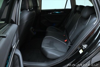 Volkswagen Passat 2,0 TDI 110 kW DSG Elegan 2025