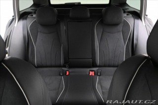 Volkswagen Passat 2,0 TDI 110 kW DSG Elegan 2025