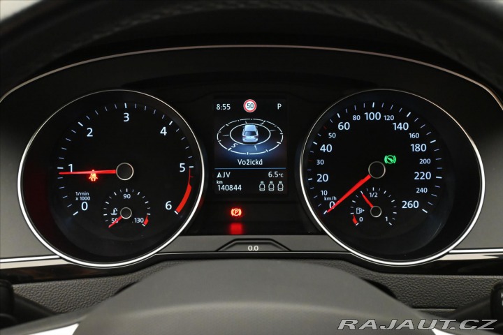 Volkswagen Passat 2,0 TDI 110 kW DSG Busine 2022