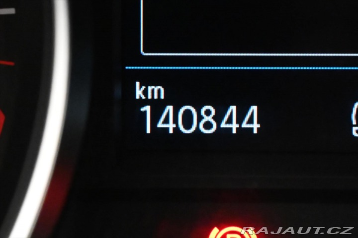 Volkswagen Passat 2,0 TDI 110 kW DSG Busine 2022