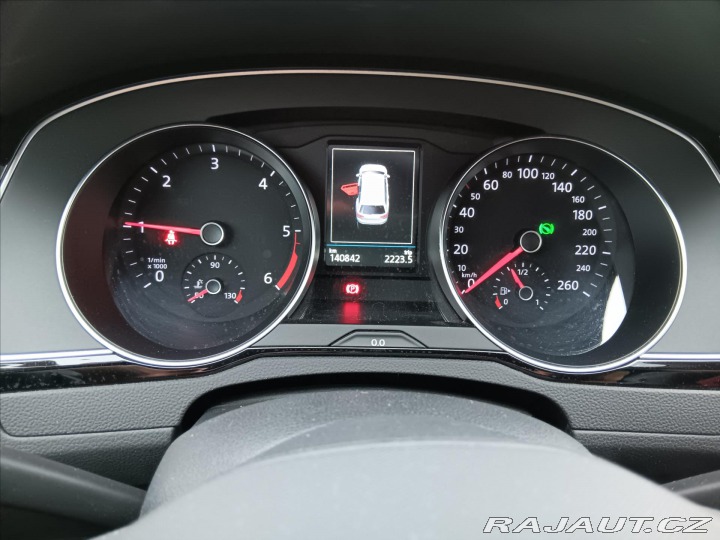Volkswagen Passat 2,0 TDI 110 kW DSG Busine 2022
