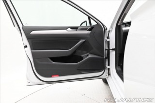 Volkswagen Passat 2,0 TDI 110 kW DSG Busine 2022