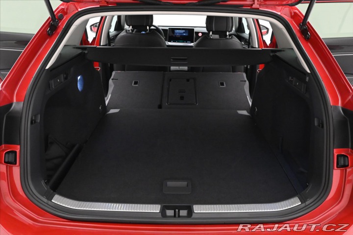 Volkswagen Passat 2,0 TDI 110 kW DSG Busine 2025