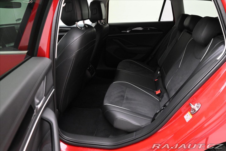 Volkswagen Passat 2,0 TDI 110 kW DSG Busine 2025