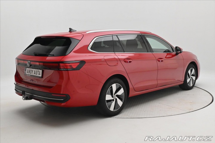 Volkswagen Passat 2,0 TDI 110 kW DSG Busine 2025