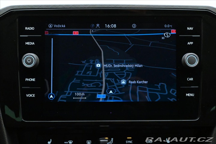 Volkswagen Passat 2,0 TDI 110 kW DSG Busine 2023