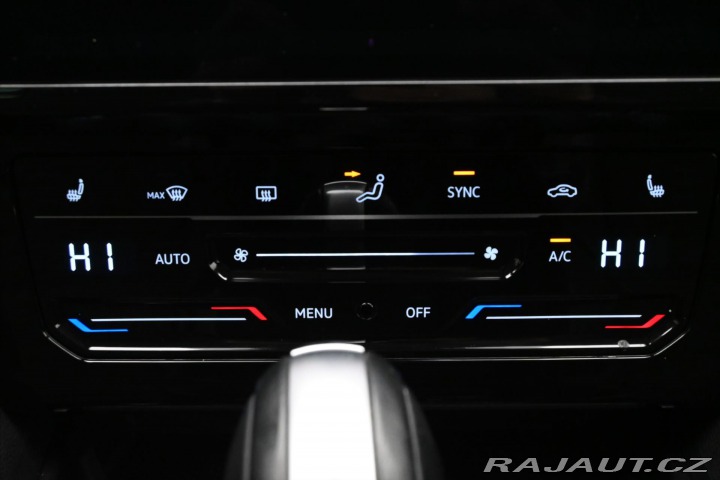 Volkswagen Passat 2,0 TDI 110 kW DSG Busine 2023