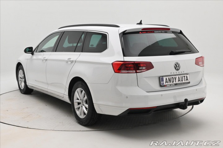 Volkswagen Passat 2,0 TDI 110 kW DSG Busine 2023