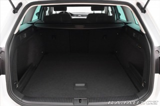 Volkswagen Passat 2,0 TDI 110 kW DSG Busine 2023