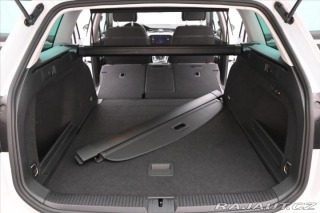 Volkswagen Passat 2,0 TDI 110 kW DSG Busine 2023