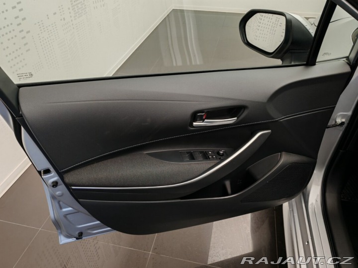 Toyota Corolla TS 1.8 Hybrid e-CVT Comfo 2025