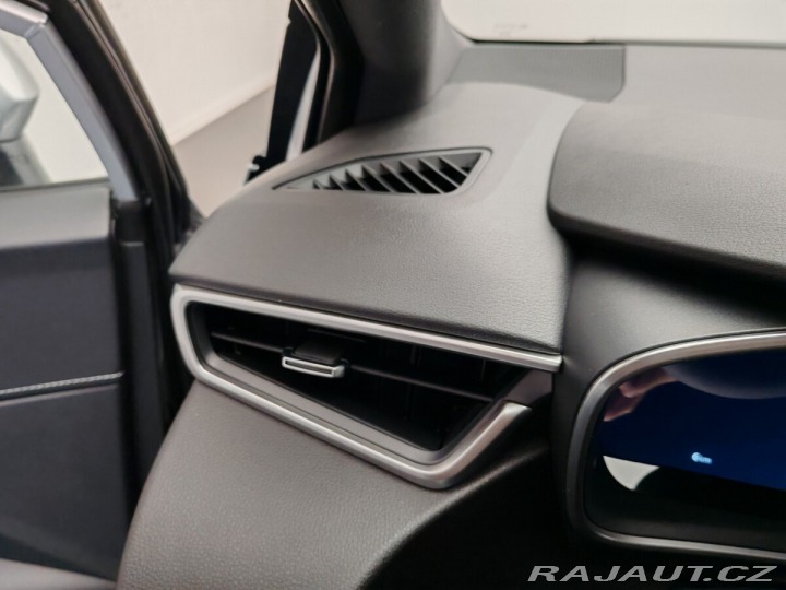 Toyota Corolla TS 1.8 Hybrid e-CVT Comfo 2025