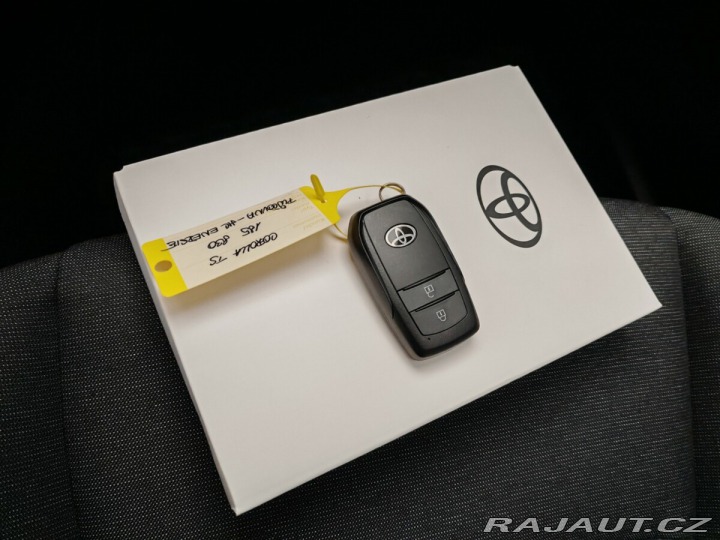 Toyota Corolla 1.8 Hybrid e-CVT Comfort 2025