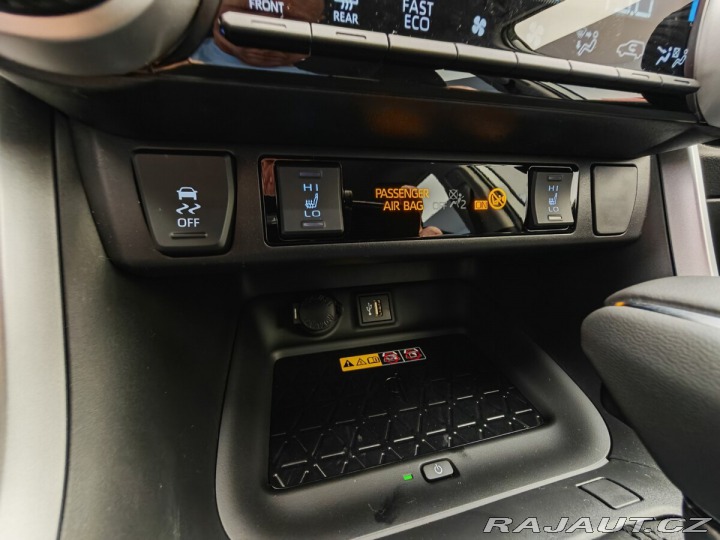 Toyota RAV4 2.5 Comfort Style 4x4 2025