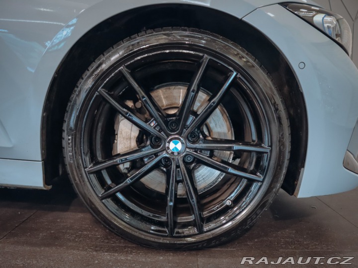 BMW 3 330d xDrive Touring 210 k 2022