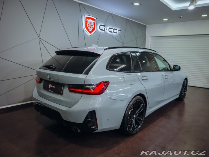 BMW 3 330d xDrive Touring 210 k 2022