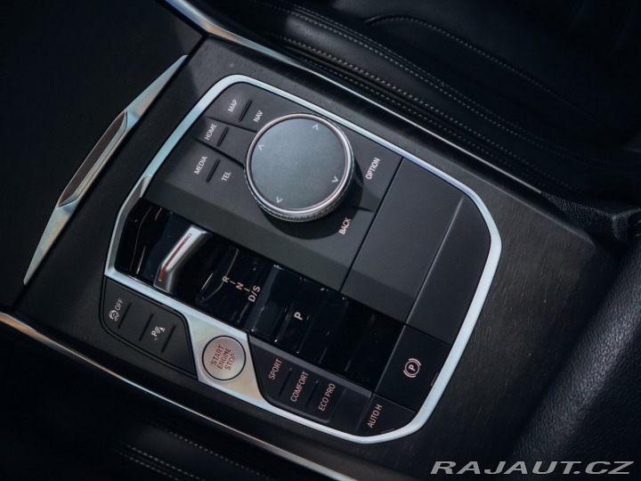 BMW 3 330d xDrive Touring 210 k 2022