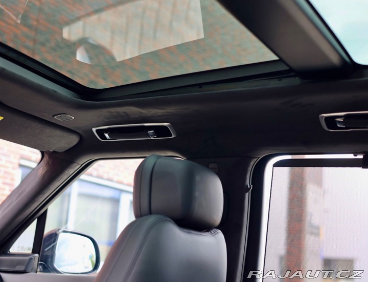 Land Rover Range Rover Sport P550e Autobiography 405K 2025