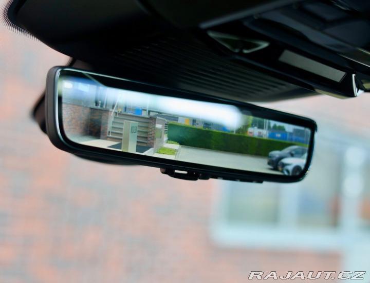 Land Rover Range Rover Sport P550e Autobiography 405K 2025