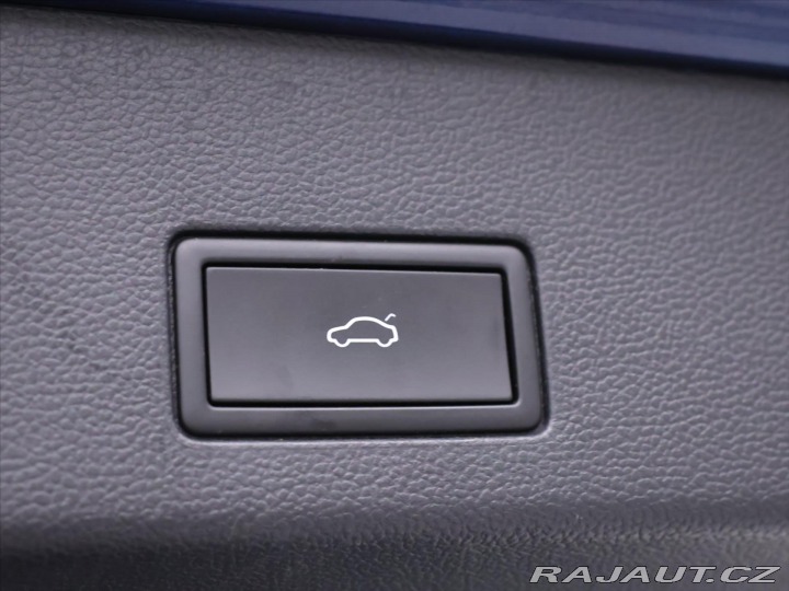 Volkswagen Golf 2,0  TDI BMT 4 motion 2022