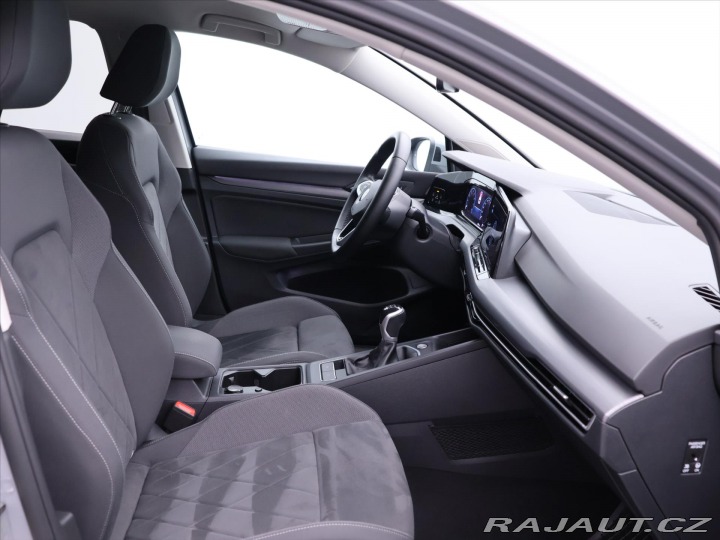 Volkswagen Golf 1,5 TSI 110kW CZ Style 1. 2022