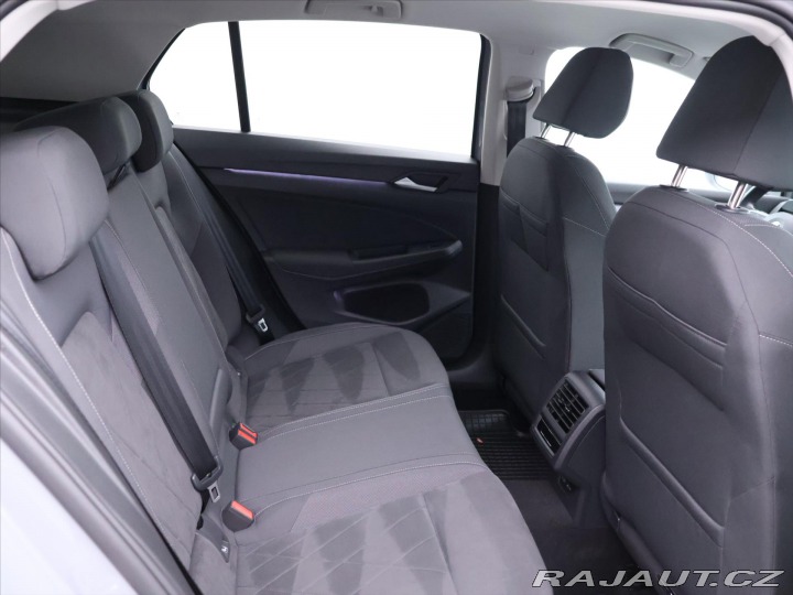 Volkswagen Golf 1,5 TSI 110kW CZ Style 1. 2022