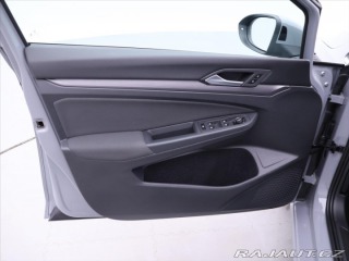 Volkswagen Golf 1,5 TSI 110kW CZ Style 1. 2022