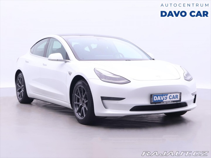 Tesla Model 3 Long Range AWD tažné DPH 2020