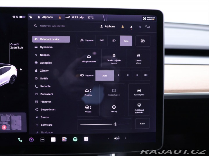 Tesla Model 3 Long Range AWD tažné DPH 2020