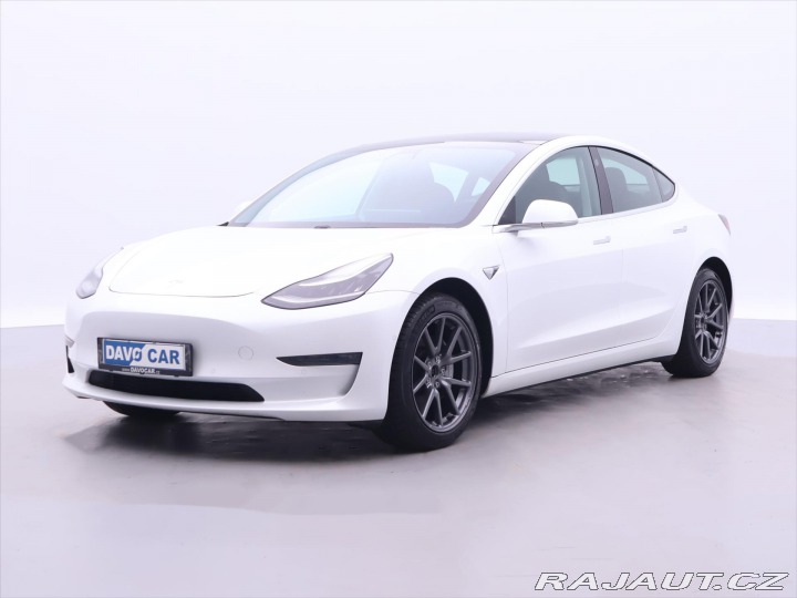 Tesla Model 3 Long Range AWD tažné DPH 2020