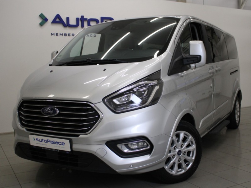 Ford Tourneo Custom 2,0 TDCi AT Titan.X 8-mís