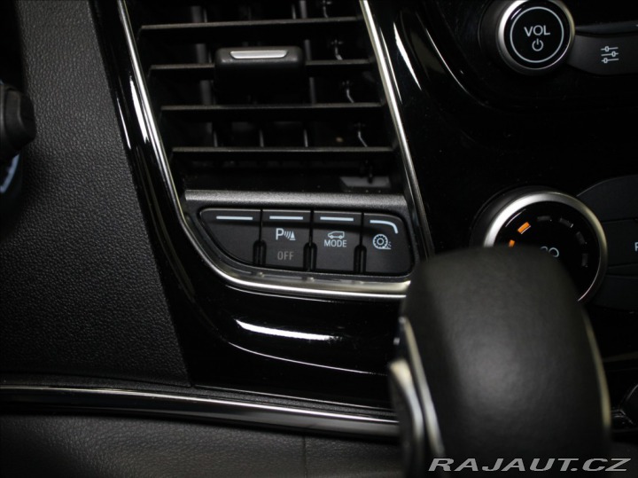 Ford Tourneo Custom 2,0 TDCi AT Titan.X 8-mís 2019