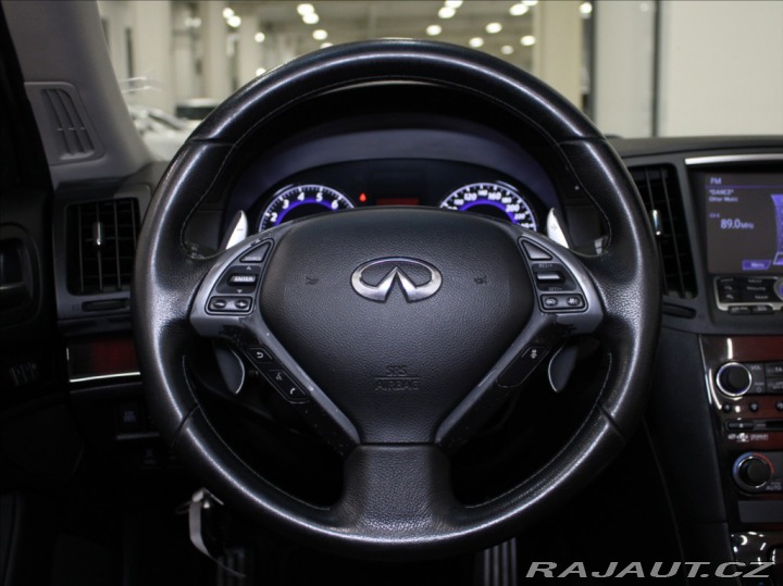 Infiniti Ostatní modely G37 3,7 V6 235kW Premium 107t 2011
