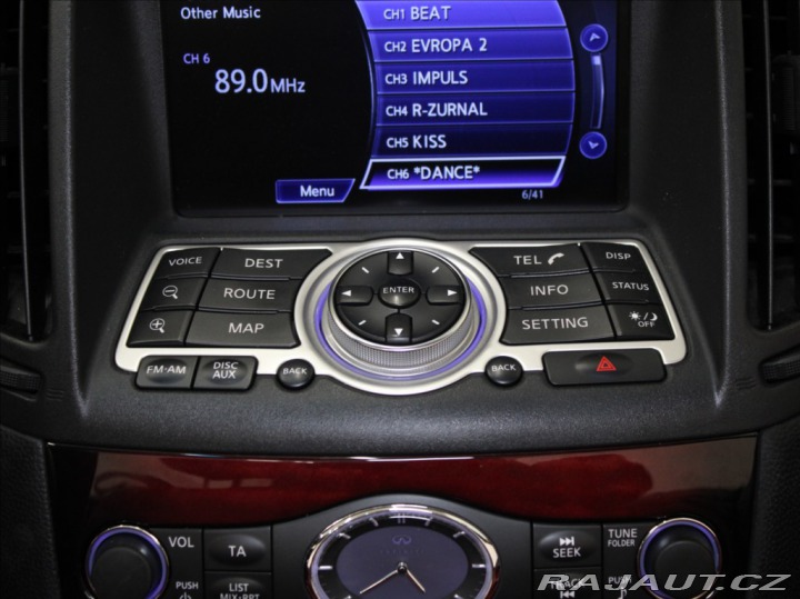 Infiniti Ostatní modely G37 3,7 V6 235kW Premium 107t 2011