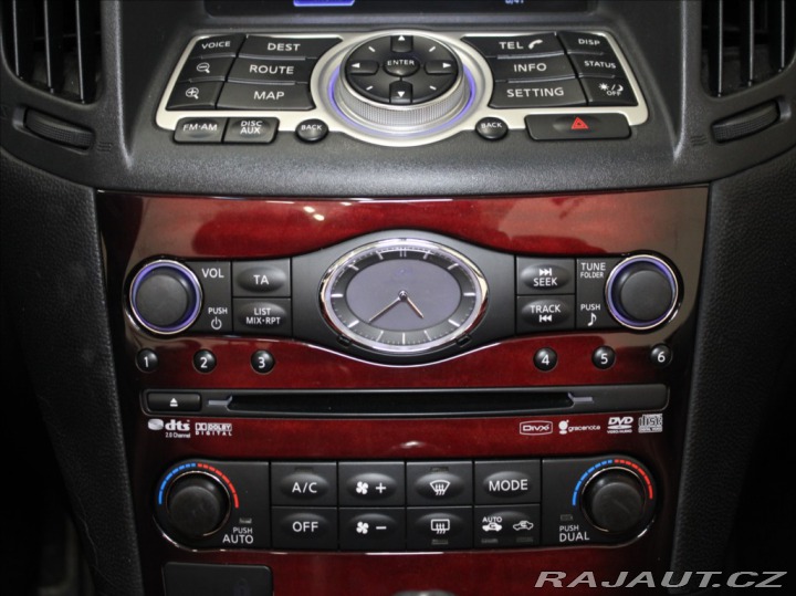 Infiniti Ostatní modely G37 3,7 V6 235kW Premium 107t 2011