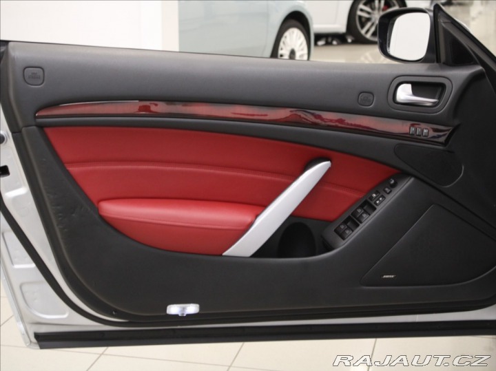 Infiniti Ostatní modely G37 3,7 V6 235kW Premium 107t 2011