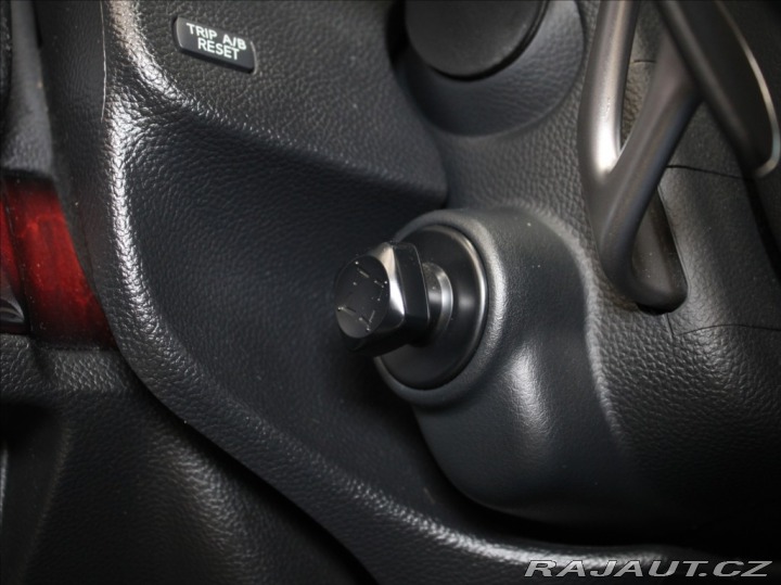 Infiniti Ostatní modely G37 3,7 V6 235kW Premium 107t 2011