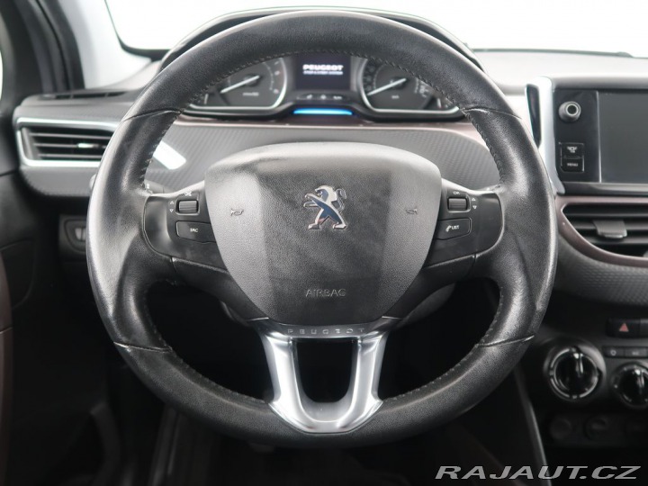 Peugeot 2008 1.6HDI,68kW,Manuál 2013