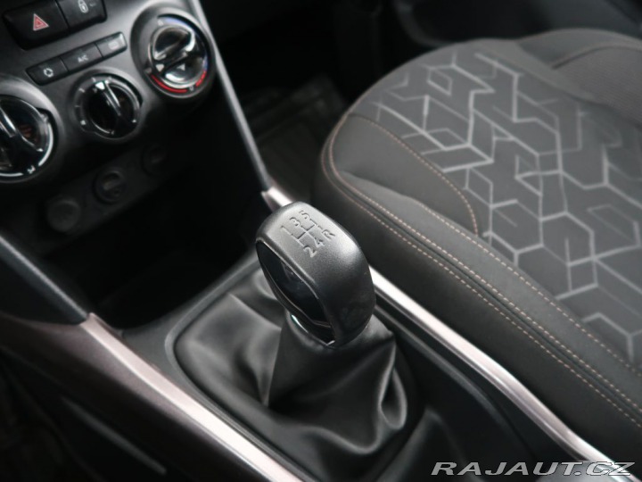 Peugeot 2008 1.6HDI,68kW,Manuál 2013