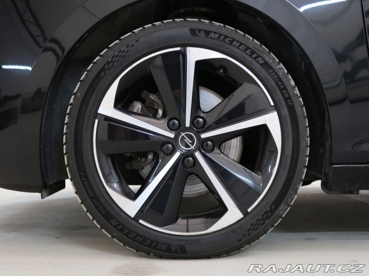 Opel Astra 1.2TURBO,96kW,ST,GS,MAN6, 1800