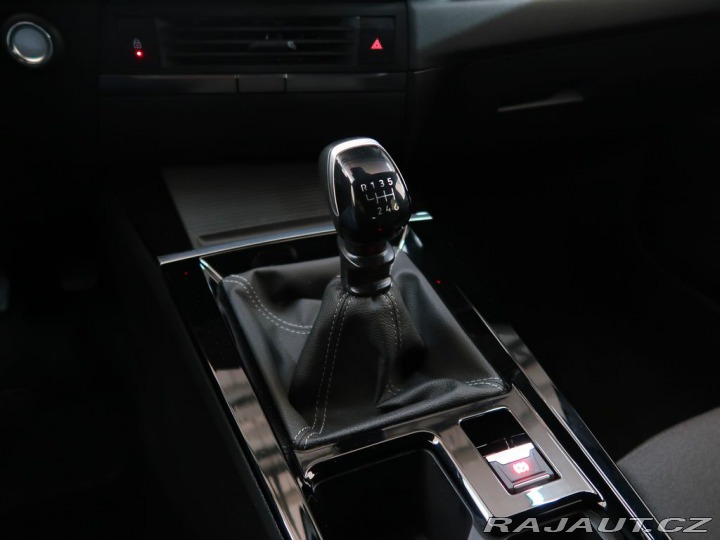 Opel Astra 1.2TURBO,96kW,ST,GS,MAN6, 1800