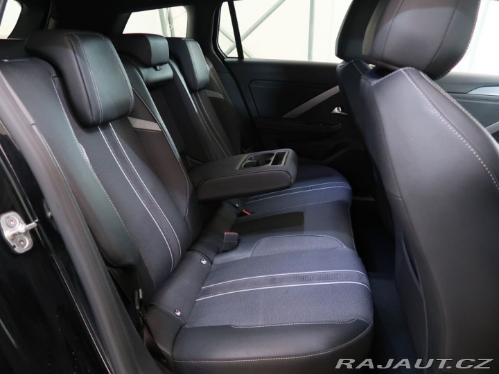 Opel Astra 1.2TURBO,96kW,ST,GS,MAN6, 1800