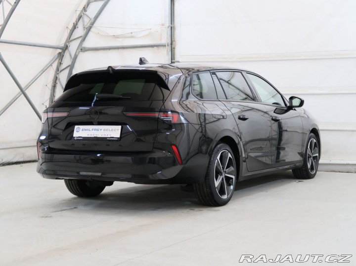 Opel Astra 1.2TURBO,96kW,ST,GS,MAN6, 1800