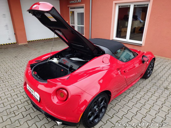 Alfa Romeo Ostatní modely 4C Spider 1,75 16V TBI 2017