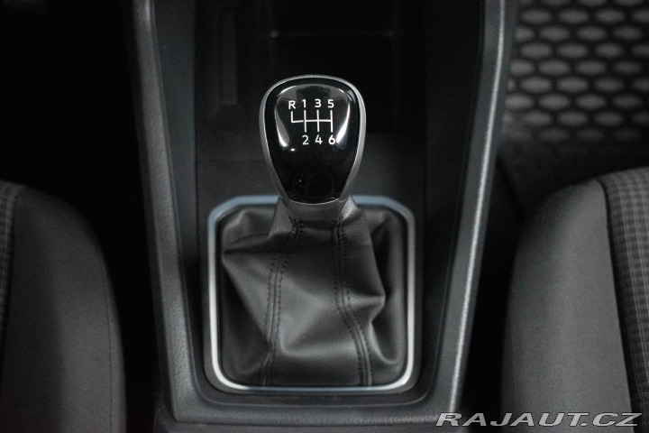 Volkswagen Caddy 1.5 TSI *5.MÍST*DPH*ČR 1. 2023