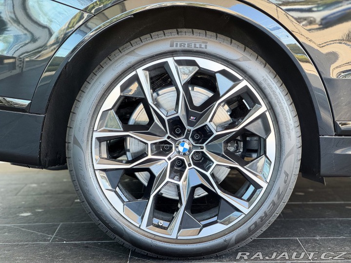 BMW X7 xDrive40d 2025