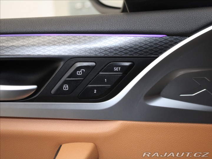 BMW X3 3,0 30xD M-Paket Paměť T 2022